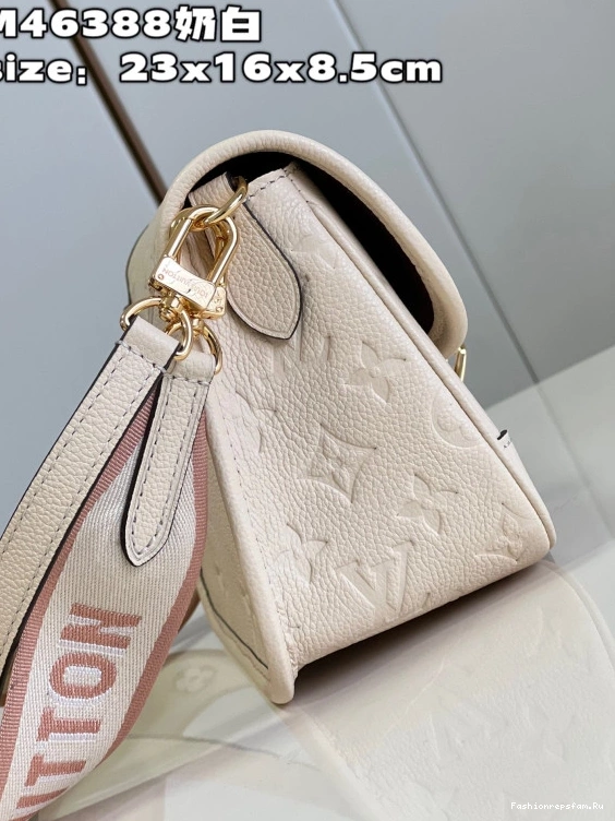FS CHEAP LOUIS VUITTON Nano Diane 0820